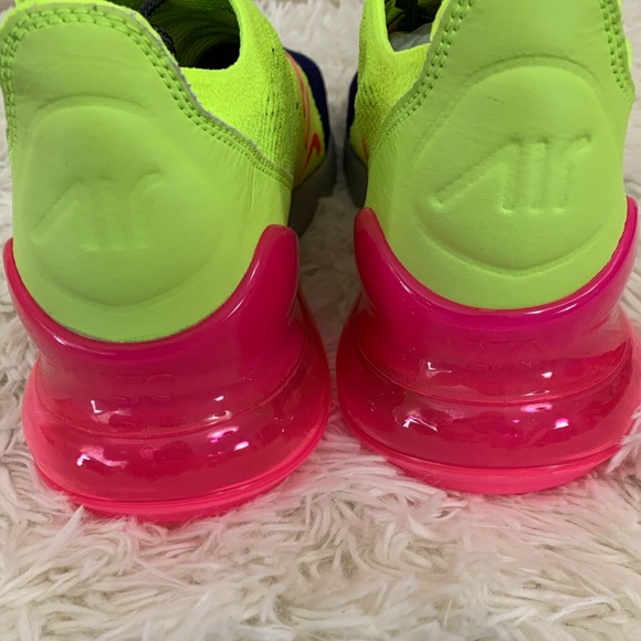 Nike Air Max Flyknit 270 - Picture 5 of 6